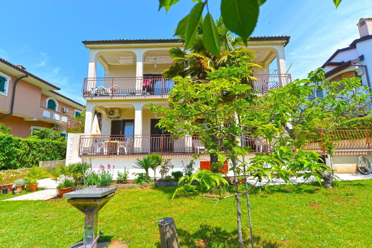 Apartma 336 *