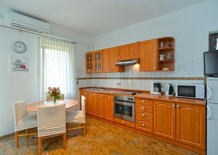 Apartments Porec 336