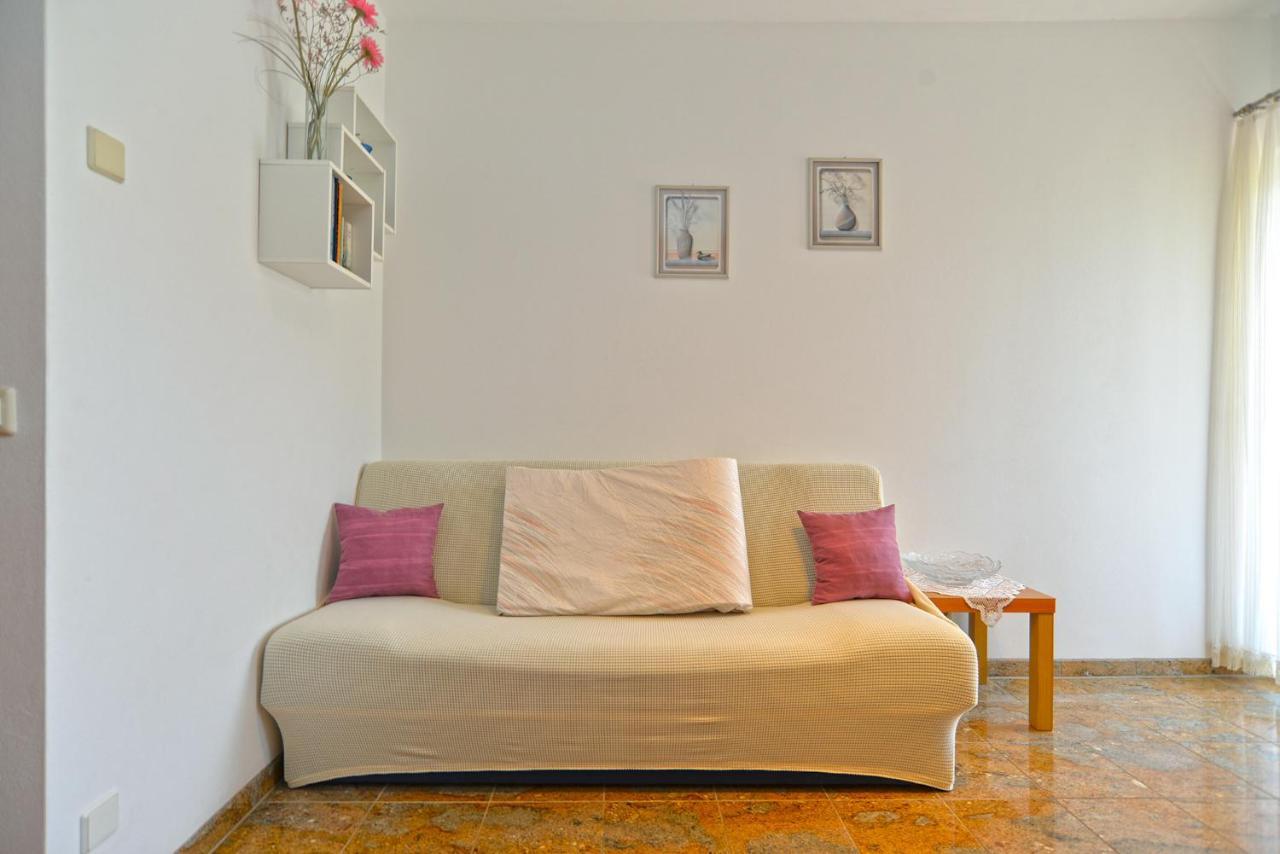 Apartment 336 *